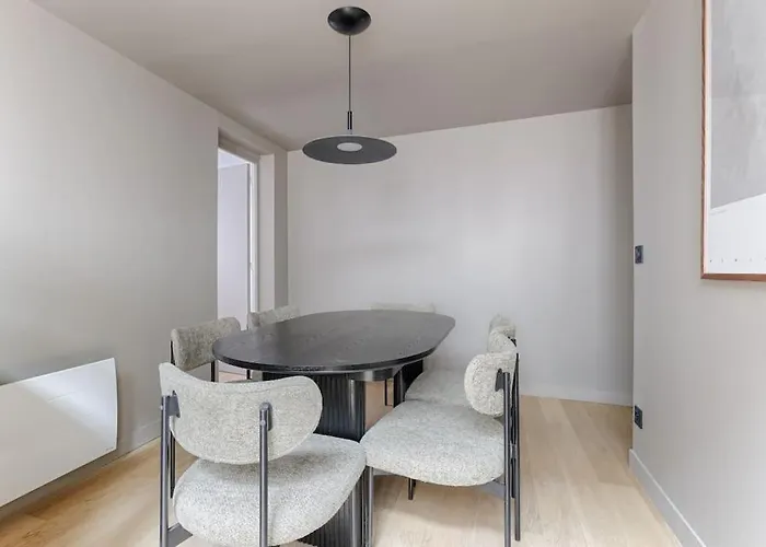 Mykeypers - Luxury Design Flat 2br/6p - Rue De Charonne ! * Parijs
