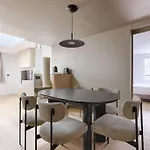 Mykeypers - Luxury Design Flat 2br/6p - Rue De Charonne ! Париж