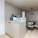 Mykeypers - Luxury Design Flat 2br/6p - Rue De Charonne ! * Париж